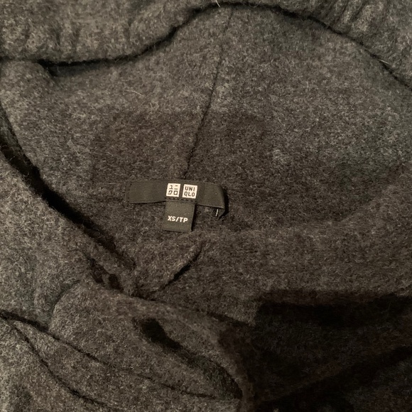 UNIQLO Women's hooded long sweater - Picture 4 of 6